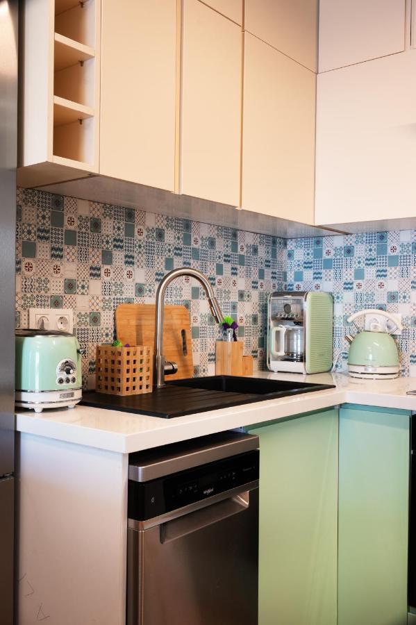 Luxury 1-Bedroom Apartment By The Sea In Atina Dış mekan fotoğraf